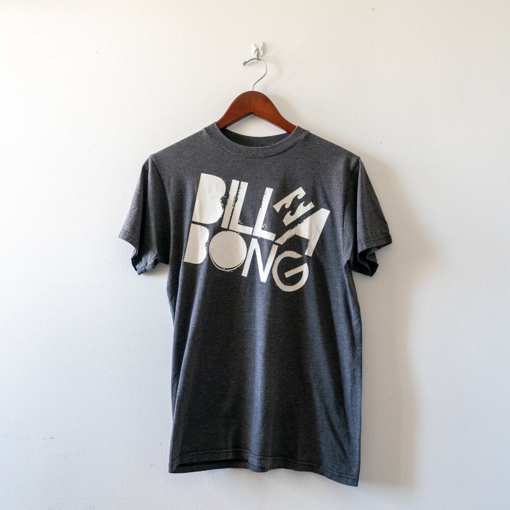 Billabong Shirt Womens Small Gray Graphic Logo Crew Neck Short Sleeve T Shirt